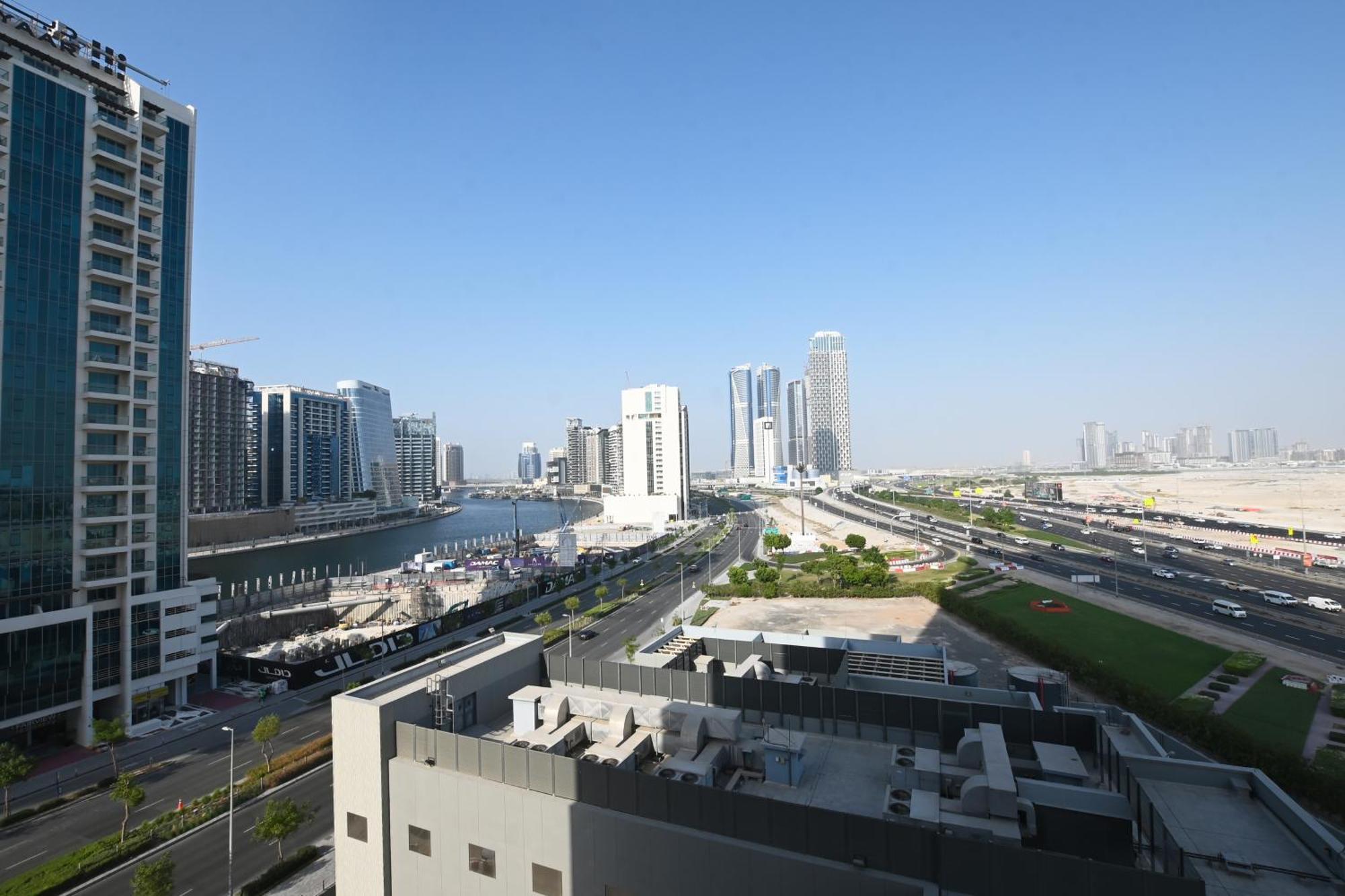 Apartment Brown Stone - Bayz & Burj Khalifa View *